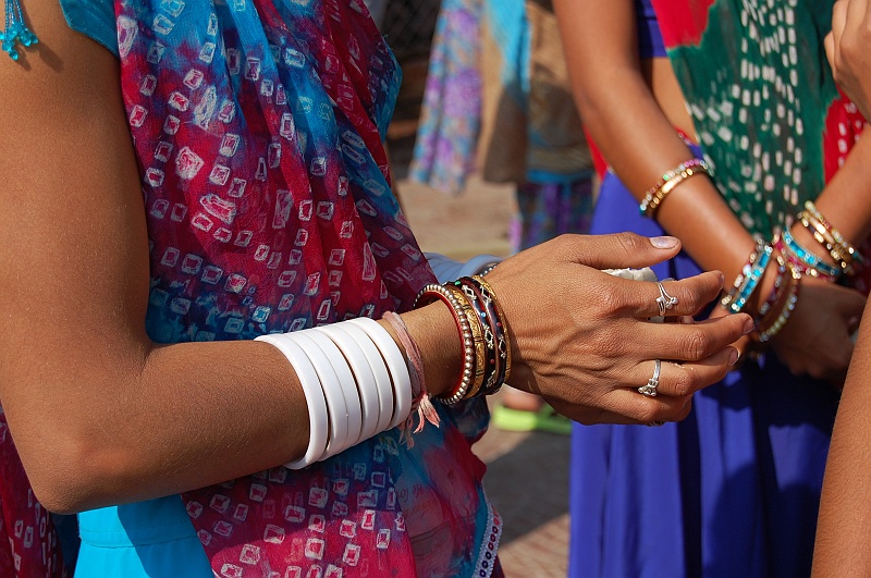 10_38.JPG - Bransoletki, bransoletki... (Zdjęcie: Ania)