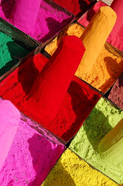 11_15.JPG - Wesołe barwniki. (Zdjęcie: Ania)