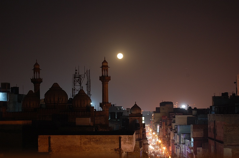 14.Delhi_DSC_0116.JPG - Księżycowa noc w Delhi. (Zdjęcie: Bartek)