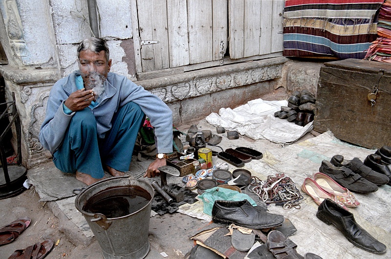 12.Jodhpur_Imag0545.JPG - Warsztat pucybuta. (Zdjęcie: Bartek)