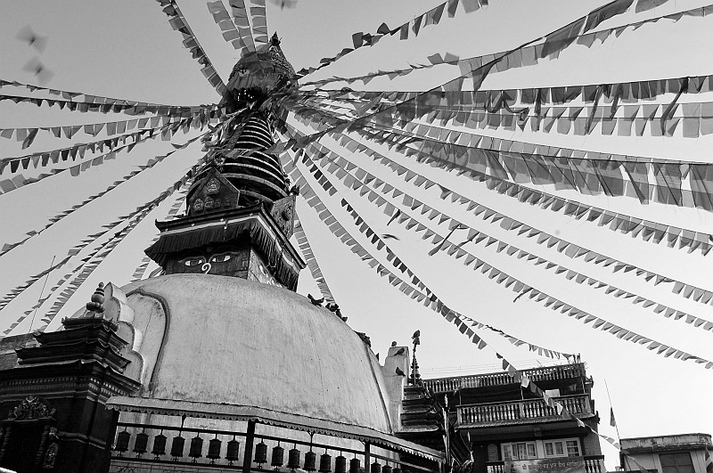 05.Kathmandu_i_okolice_DSC_0460.JPG - Buddyjska stupa w Kathmandu. (Zdjęcie: Bartek)