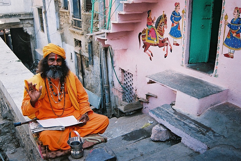 Indie0443.JPG - Święty mąż. (Zdjęcie: Laura i Astonom)