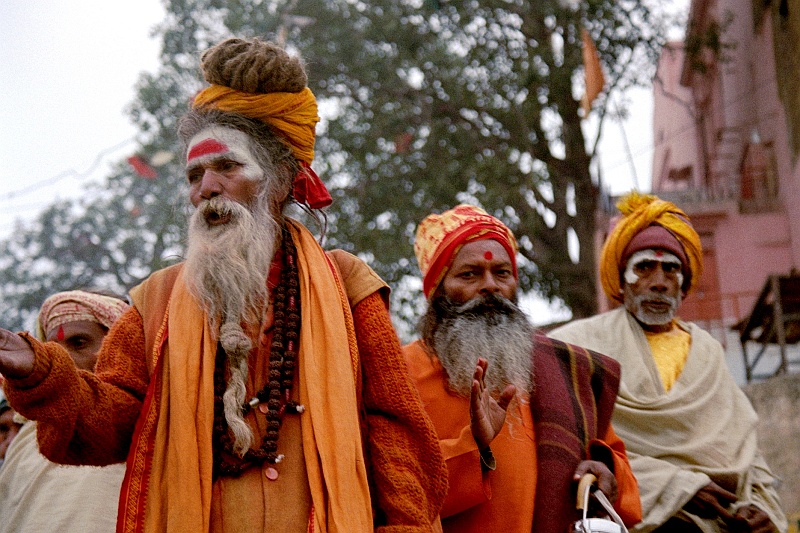 03_12.JPG - Święci mężowie w Varanasi występują w wielkiej obfitości. (Zdjęcie: Ania)