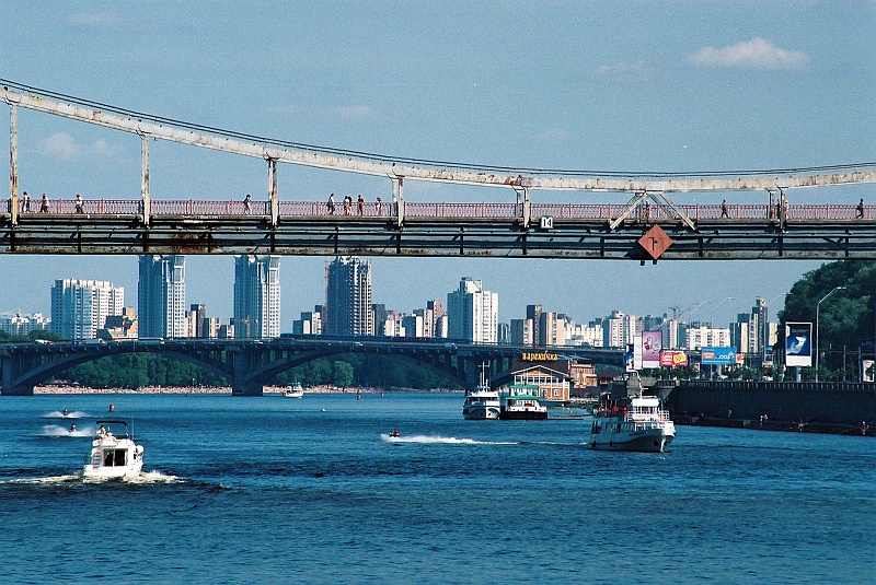 kaza-kirg0017.JPG - Dniepr. (Zdjęcie: Laura i Astronom)