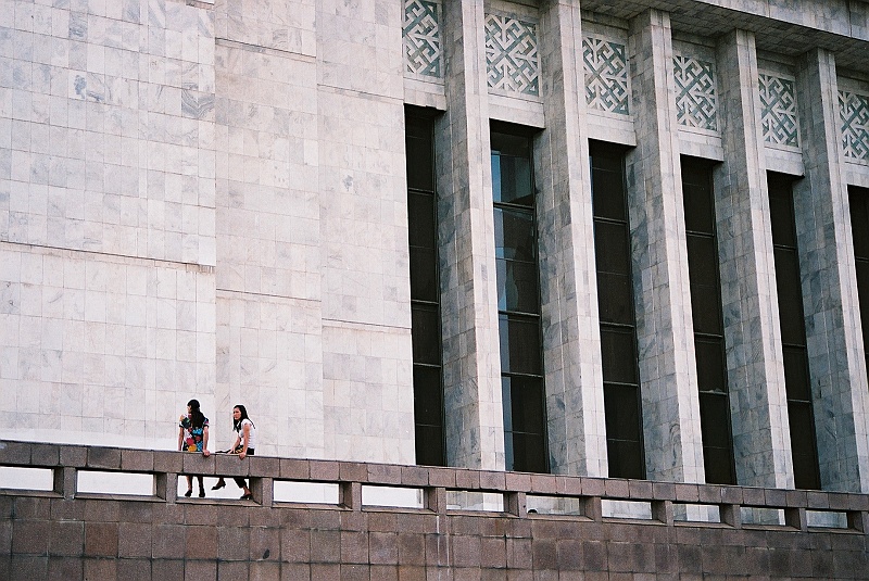 kaza-kirg0249.JPG - Niunie w Biszkeku. (Zdjęcie: Laura i Astronom)