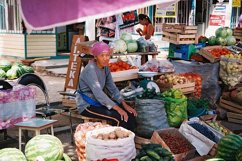 kaza-kirg0159.JPG - ... takie słyszy się rozmowy. (Zdjęcie: Laura i Astronom)