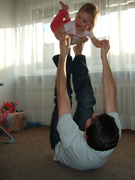 DSCF2468.JPG - A to już fanatastyczna zabawa w Adama Małysza. Faza lotu, najbardziej ulubiona.