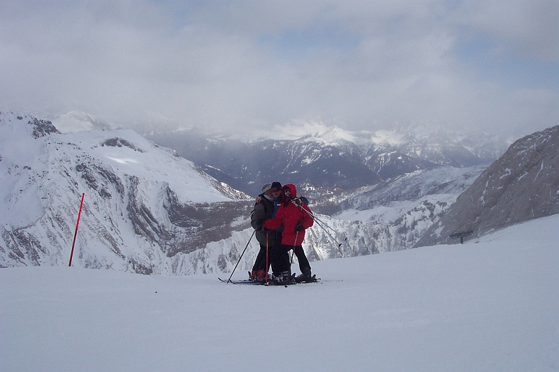 100_5342.JPG - I następny "niedźwiadek". Tym razem z Markiem w epicentrum.