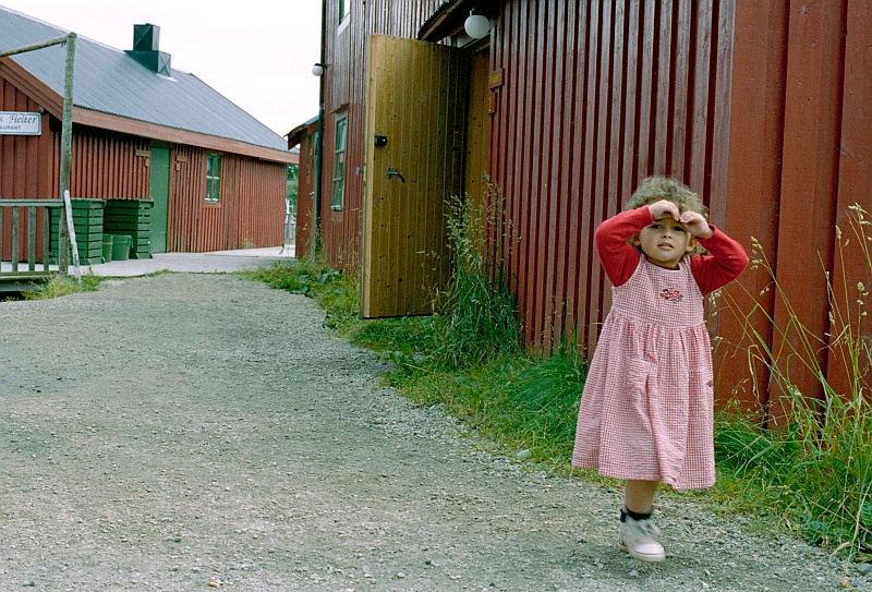 norwegia0239.jpg - Dziewuszka. (Zdjęcie - Ania).