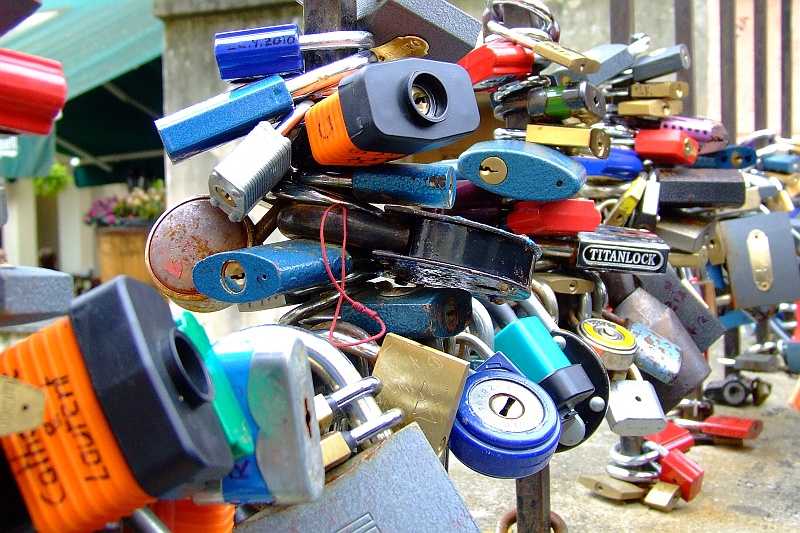 DSCF0059.JPG - A to już miłosny mostek, wcześniej niż nasza kładka Bernadka.