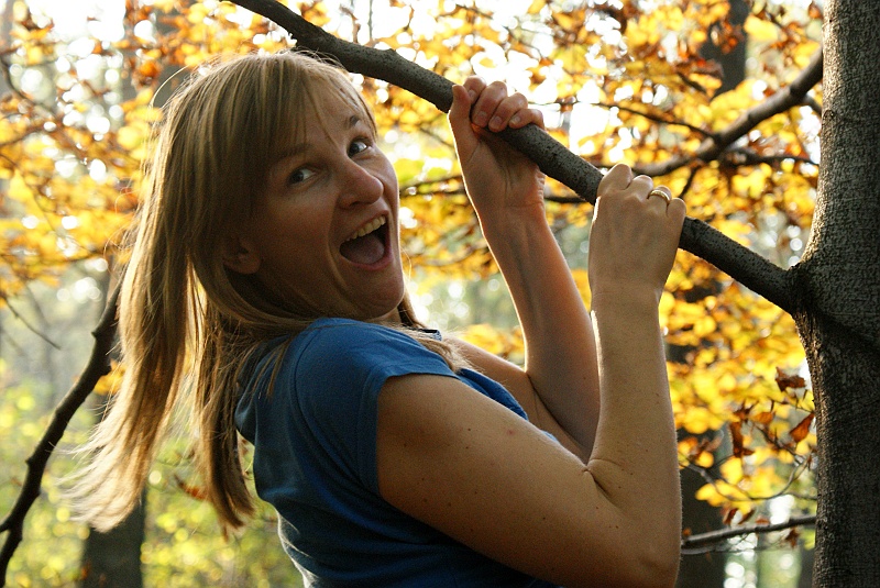 DSC09649.JPG - Joasia ucieka przed niedźwiedziem.