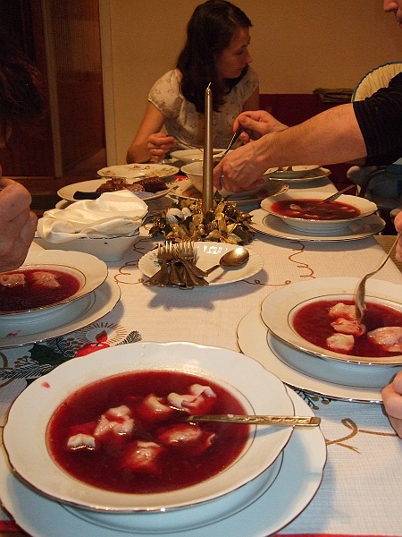 DSCF0725.JPG - Następnie barszcz czerwony