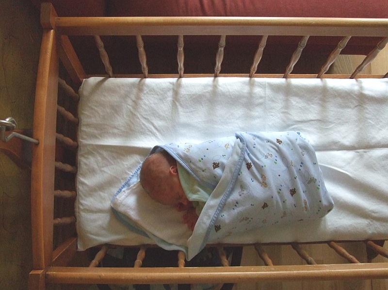 DSCF4071.JPG - W kołysce na razie pełen luz.