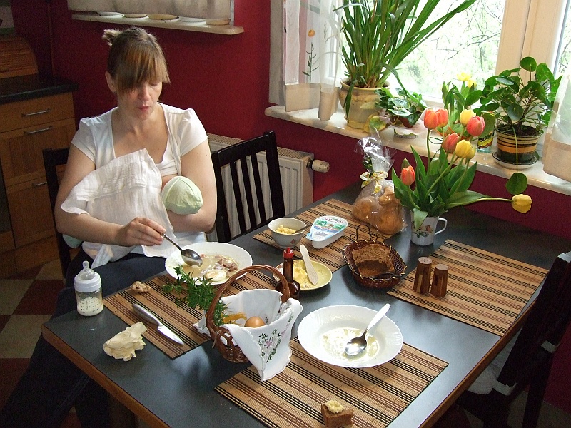 DSCF4104.JPG - Wielkanocny żurek, tym razem w węższym gronie.