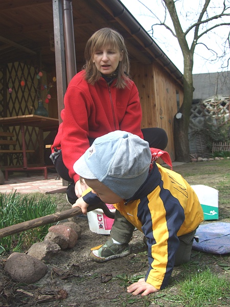 DSCF5649.JPG - Pielimy ogródek. Jest byczo!